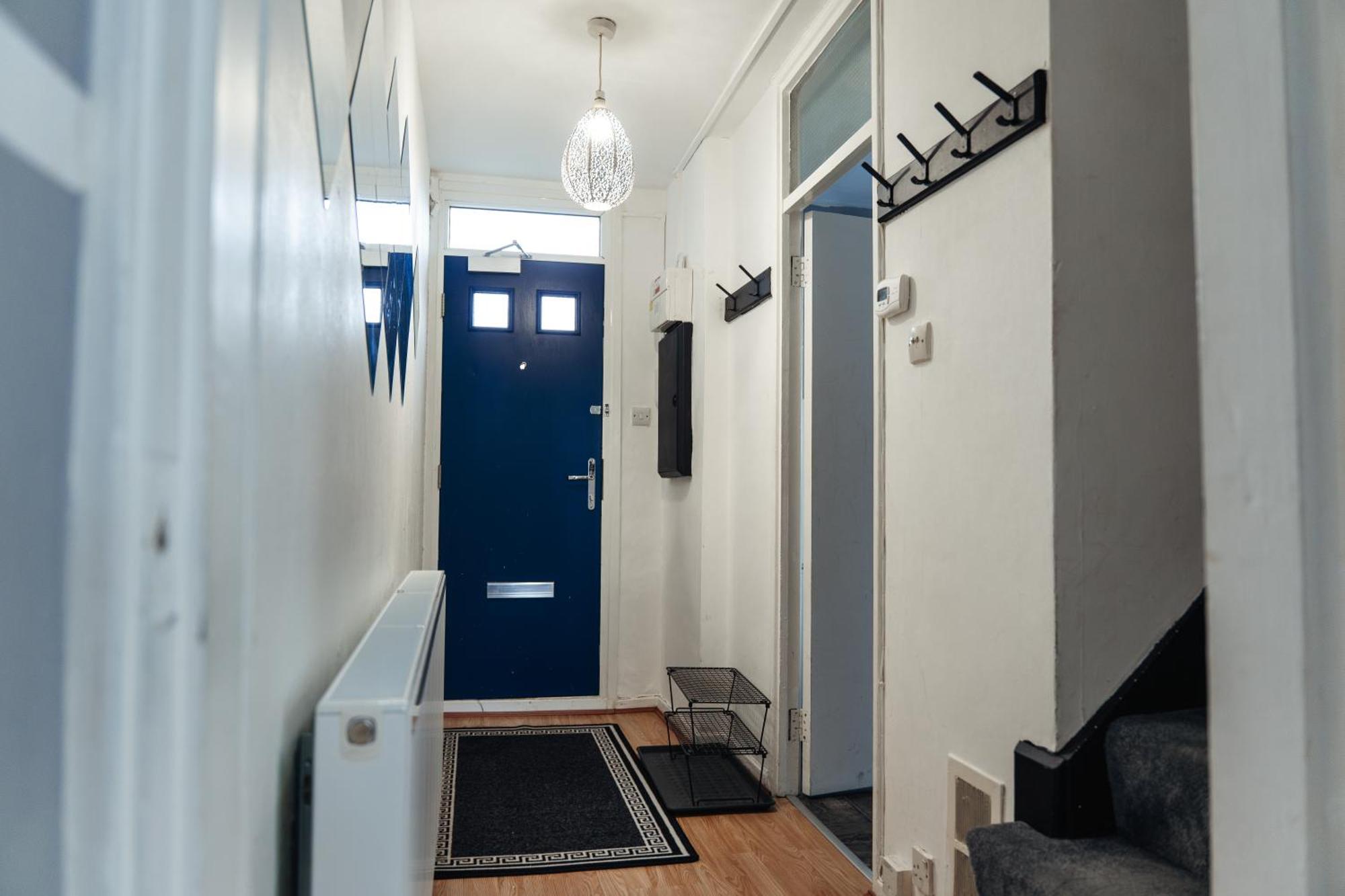 Shard View 2 Bed Entire Flat * Londra